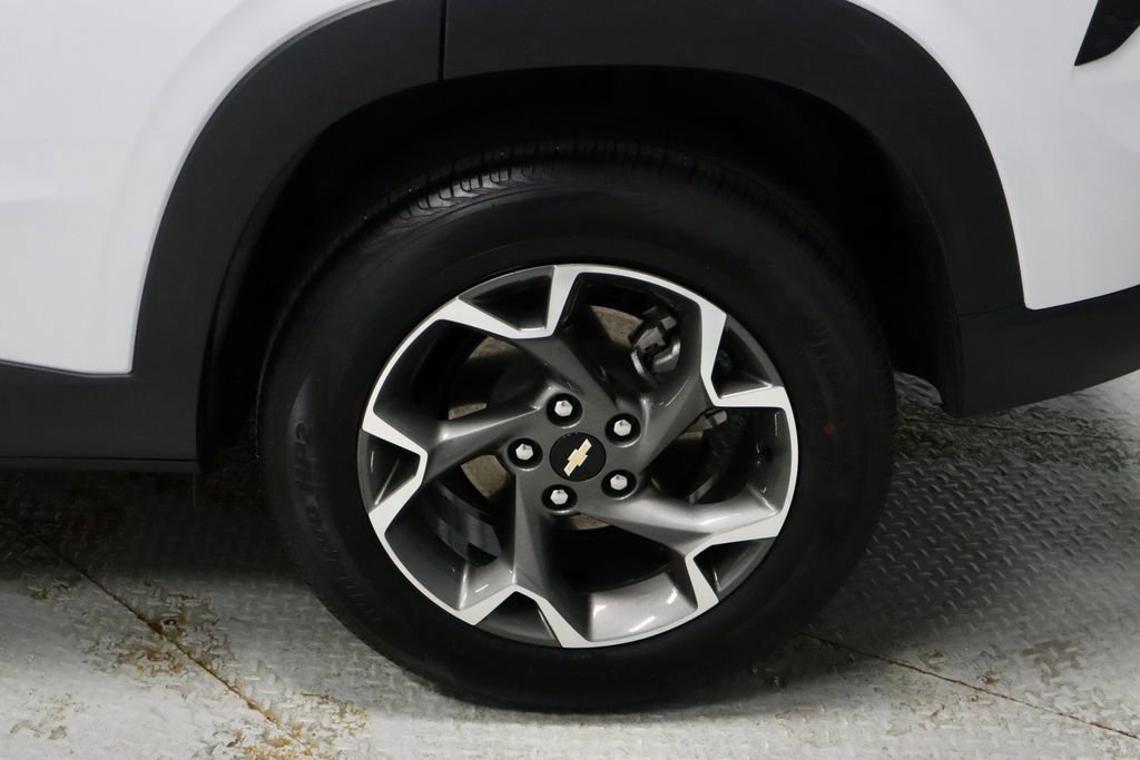 Used 2024 Chevrolet Trax LT image 18