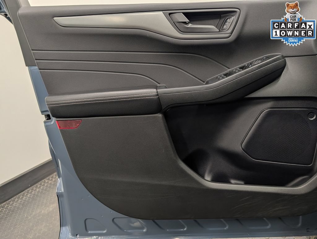 Certified 2024 Ford Escape Active AWD/4WD image 8