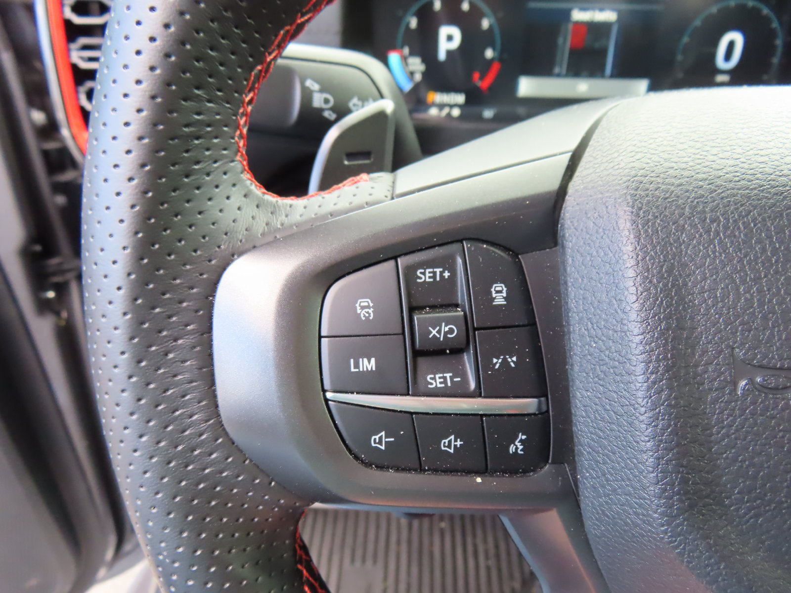 Certified 2025 Ford Ranger Raptor AWD/4WD image 23