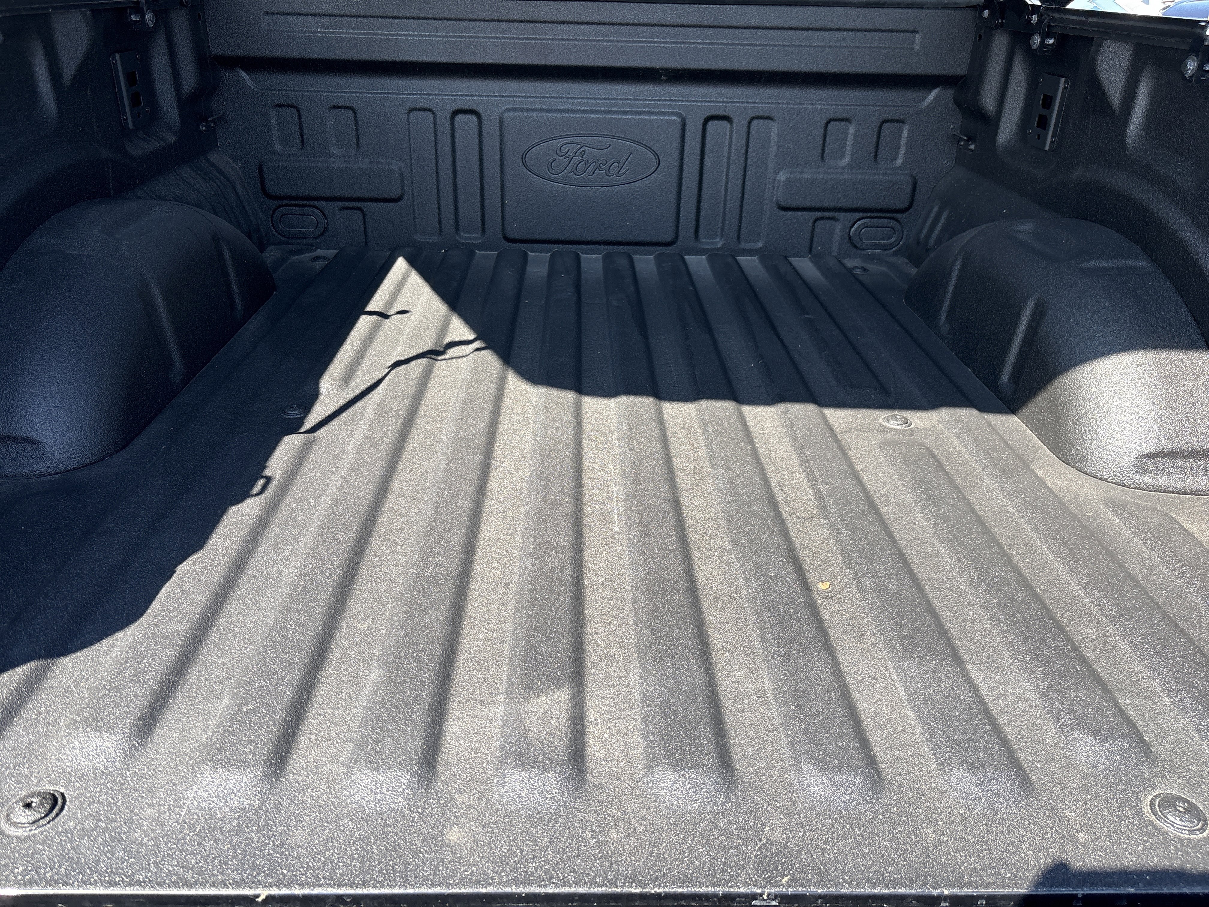 Certified 2025 Ford F150 Raptor AWD/4WD image 9