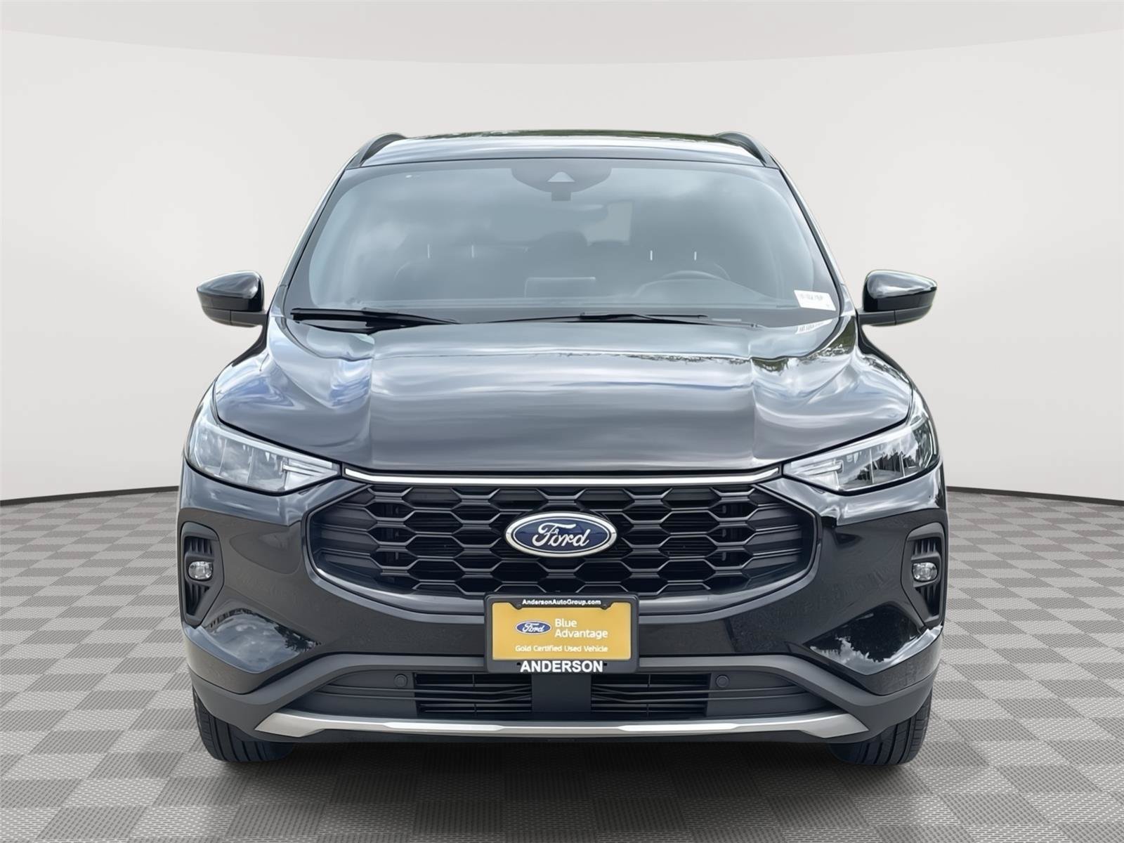 Certified 2025 Ford Escape ST-Line Select AWD/4WD image 4