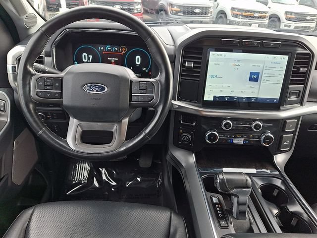 Certified 2022 Ford F150 Lariat w/ FX4 Off-Road Package AWD/4WD image 11