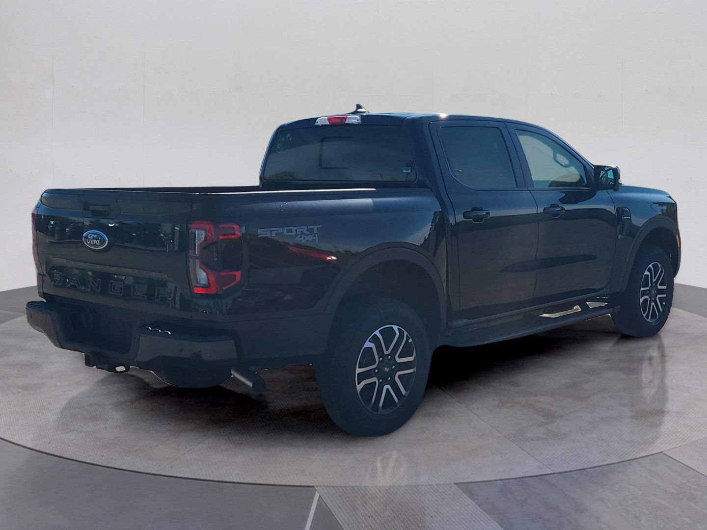 Certified 2025 Ford Ranger Lariat w/ Advanced Towing Package AWD/4WD image 17