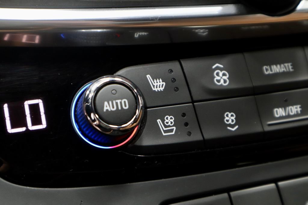 Used 2017 Buick LaCrosse Premium w/ Driver Confidence Package #2 FWD image 5