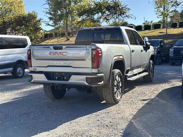 Used 2025 GMC Sierra 2500 Denali w/ Denali Reserve Package AWD/4WD image 4