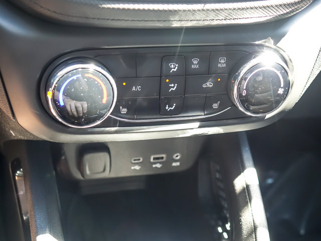 Used 2023 Chevrolet TrailBlazer LT FWD image 17