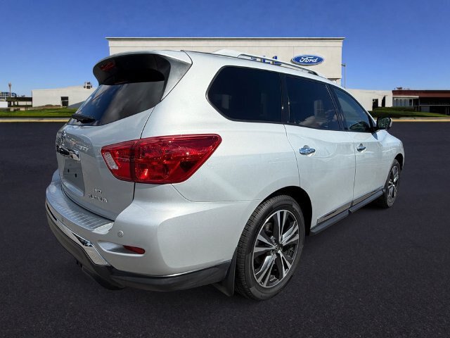 Used 2020 Nissan Pathfinder Platinum w/ Cargo Package AWD/4WD image 6