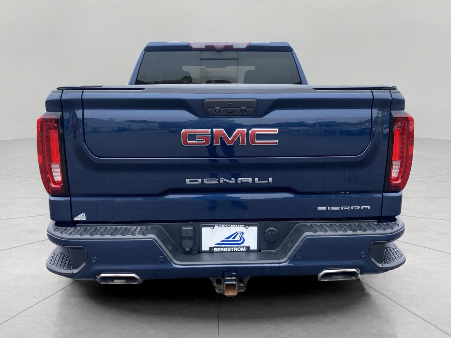 Used 2021 GMC Sierra 1500 Denali w/ Denali Ultimate Package AWD/4WD image 9