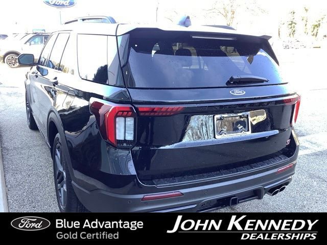 Certified 2025 Ford Explorer ST image 2