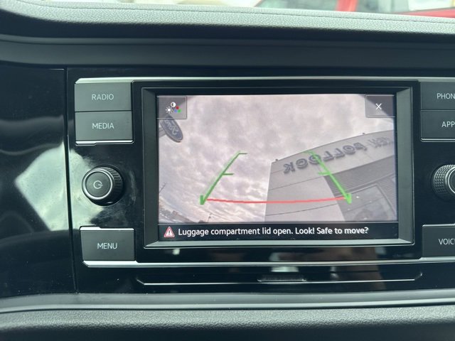 Used 2024 Volkswagen Jetta SE image 23