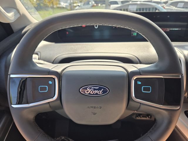 Certified 2025 Ford Expedition Active AWD/4WD image 28