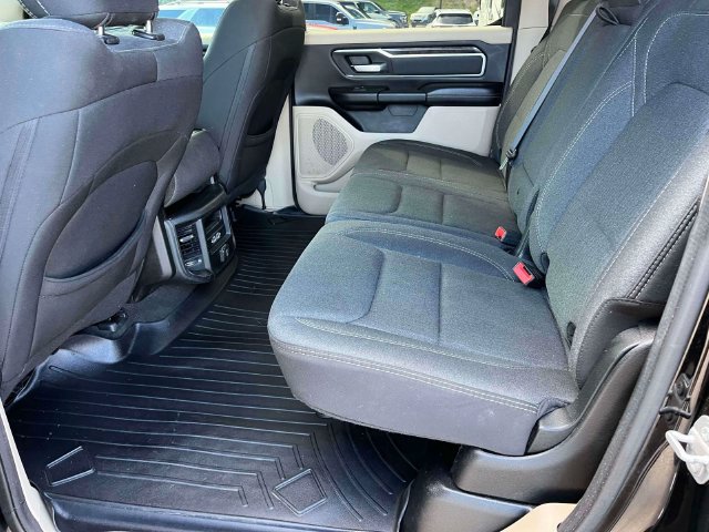 Used 2020 RAM 1500 Big Horn AWD/4WD image 19
