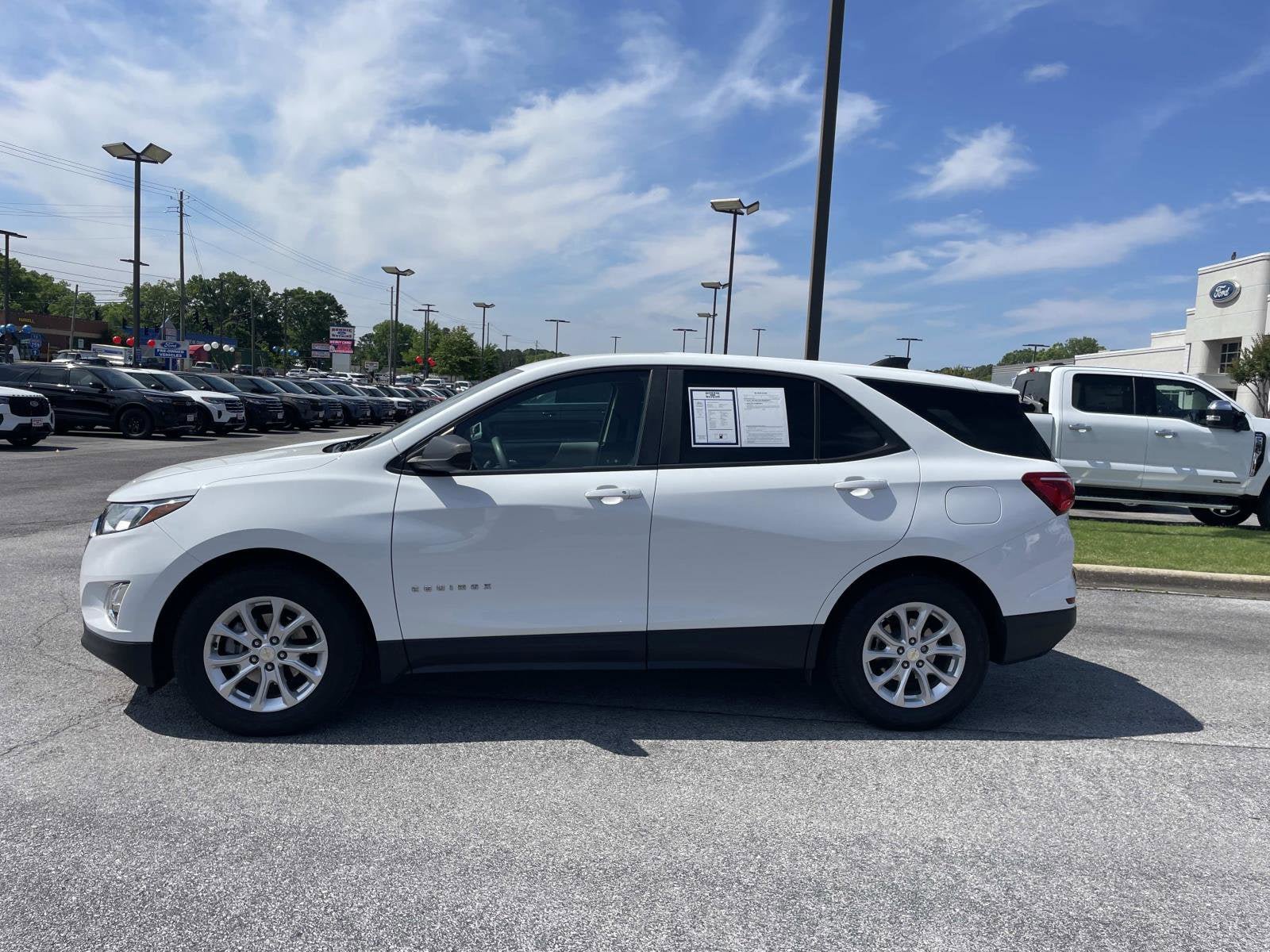 Used 2020 Chevrolet Equinox LS w/ LS Convenience Package FWD image 8