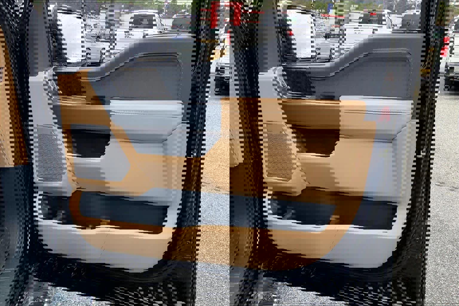 Certified 2023 Ford F150 Lariat w/ Trailer Tow Package image 21