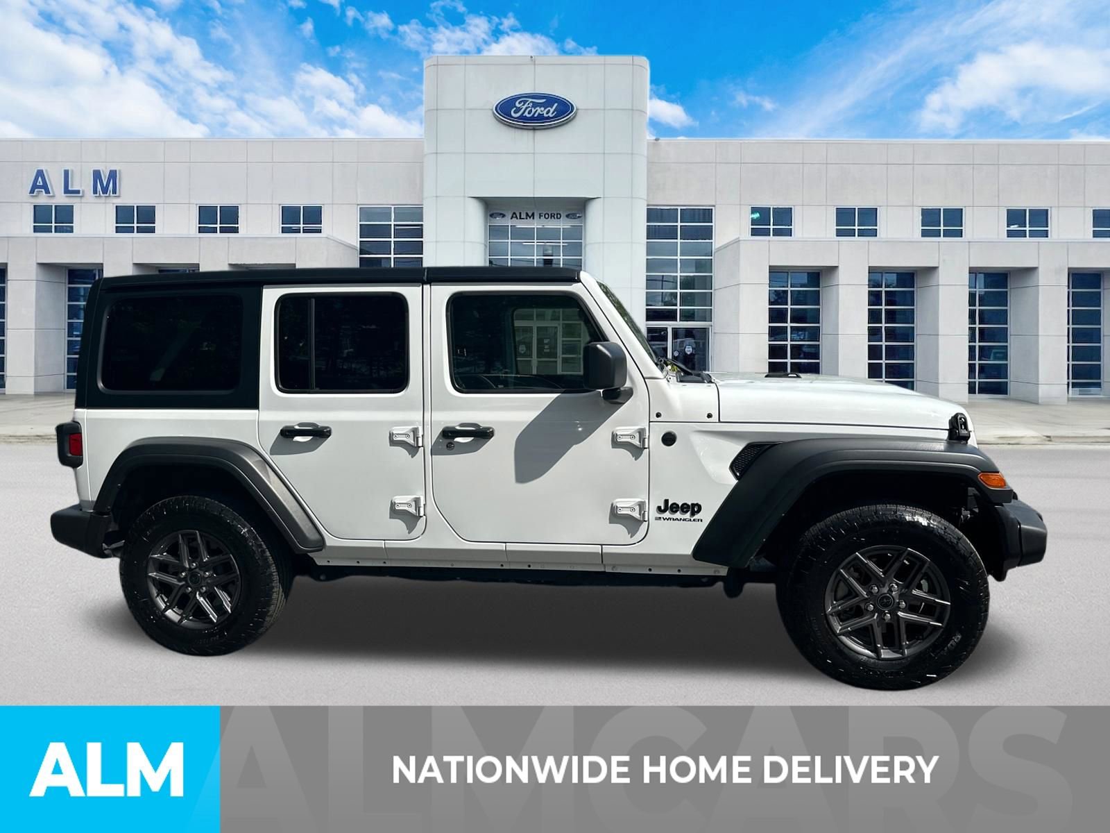 Used 2025 Jeep Wrangler Unlimited Sport AWD/4WD image 4