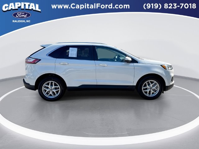Certified 2022 Ford Edge SEL w/ Convenience Package AWD/4WD image 9