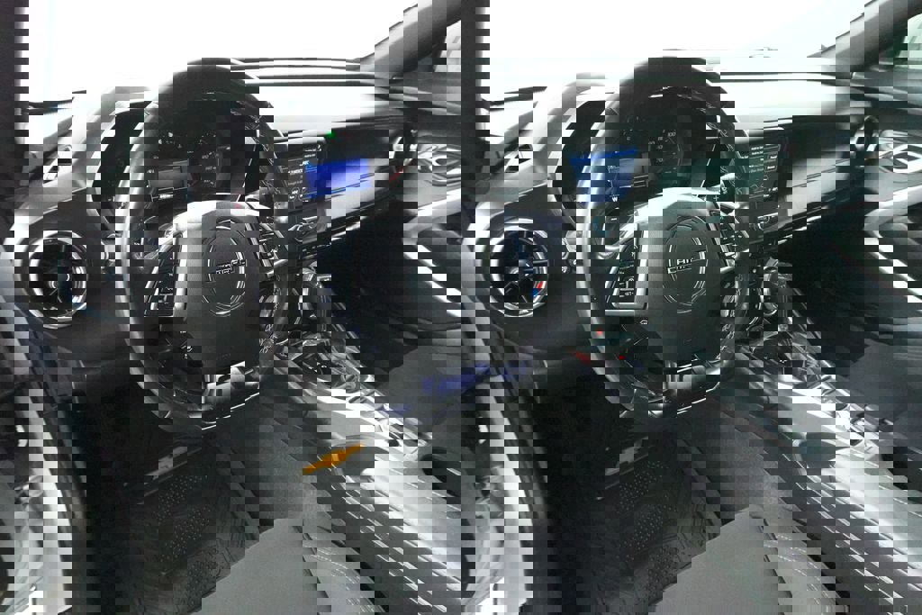 Used 2019 Chevrolet Camaro LT image 22