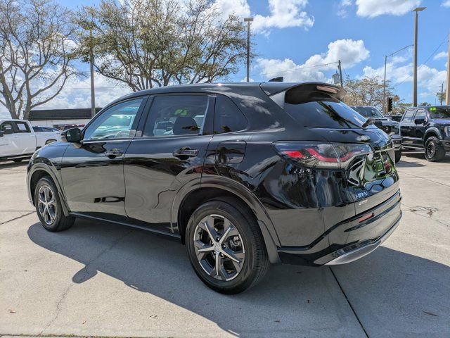 Used 2024 Honda HR-V EX-L image 2