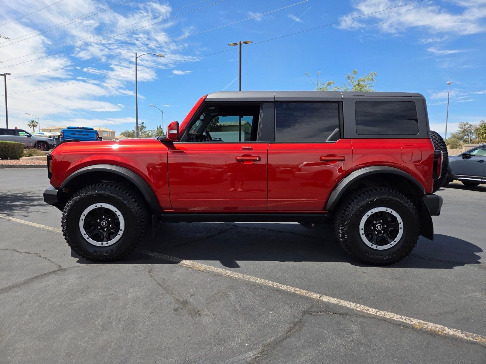 Certified 2023 Ford Bronco Outer Banks w/ Sasquatch Package AWD/4WD image 3