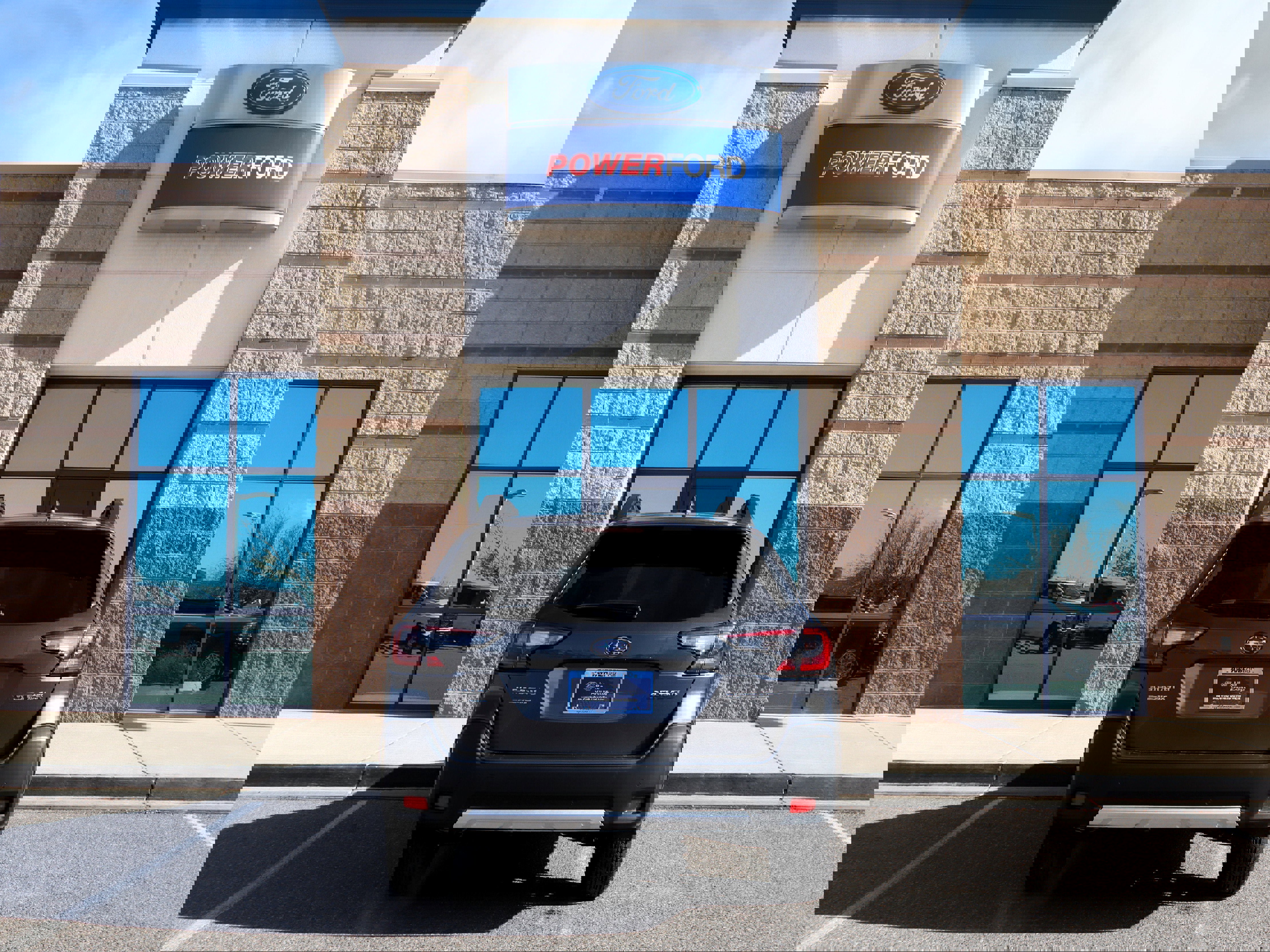 Used 2025 Subaru Outback Limited image 7