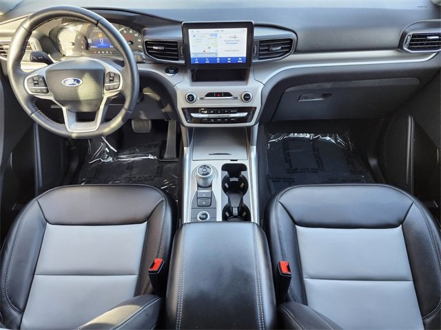 Certified 2022 Ford Explorer XLT w/ Equipment Group 202A image 12