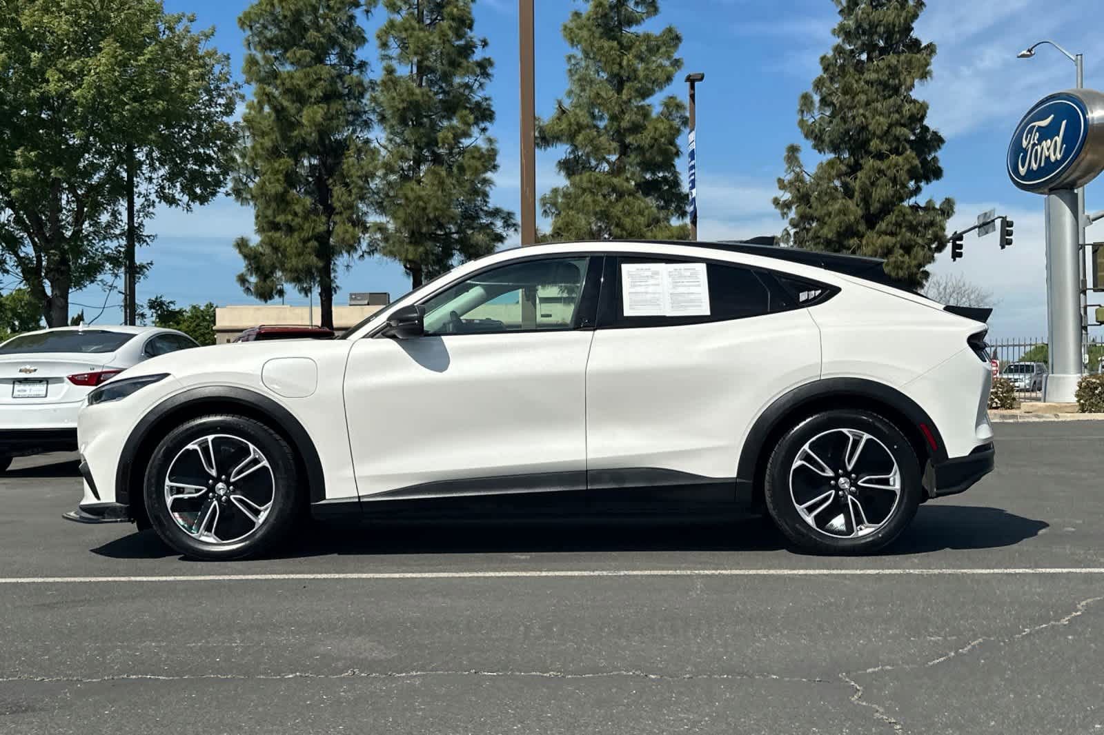 Certified 2021 Ford Mustang Mach-E Select w/ Comfort/Appearance Package image 6