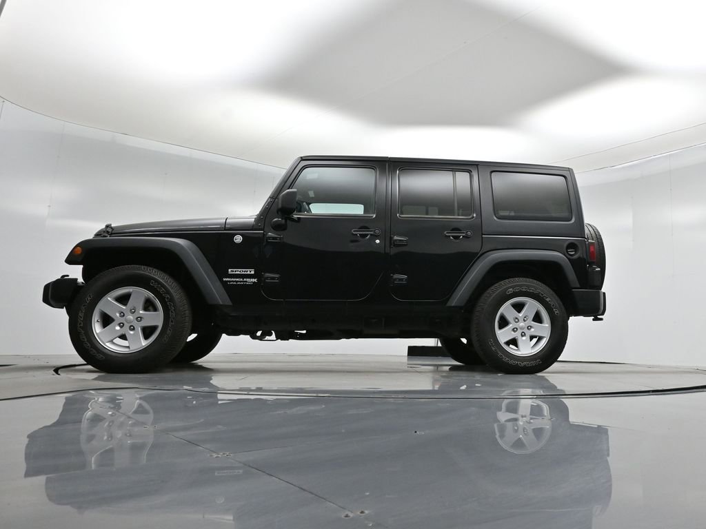 Used 2018 Jeep Wrangler Unlimited Sport S image 46