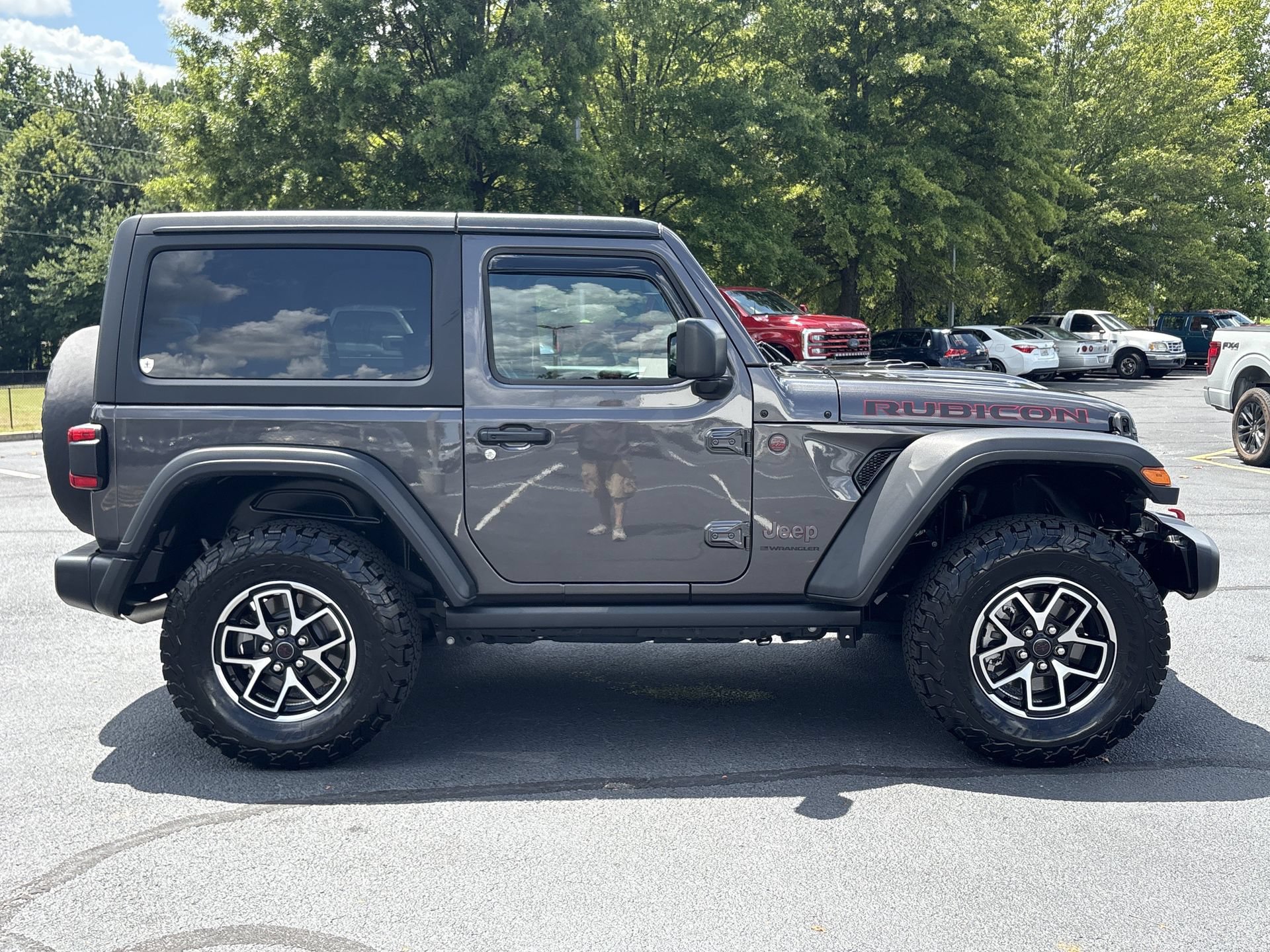Used 2024 Jeep Wrangler Rubicon w/ Technology Group AWD/4WD image 23