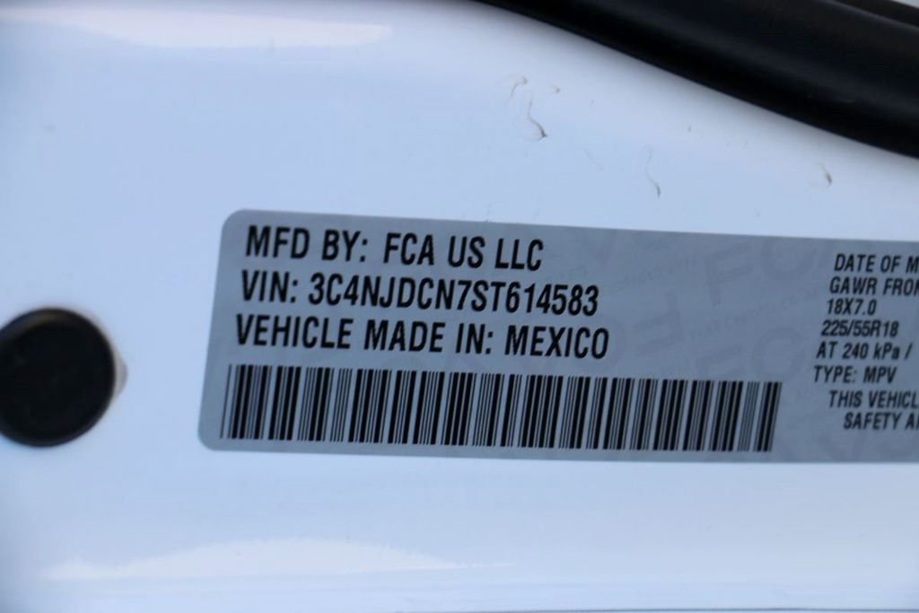 Used 2025 Jeep Compass Limited AWD/4WD image 34