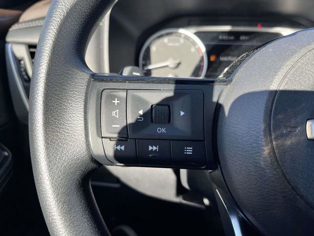 Used 2023 Nissan Rogue SV image 19