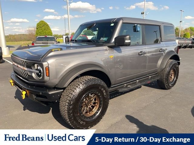 Certified 2025 Ford Bronco Badlands AWD/4WD image 1