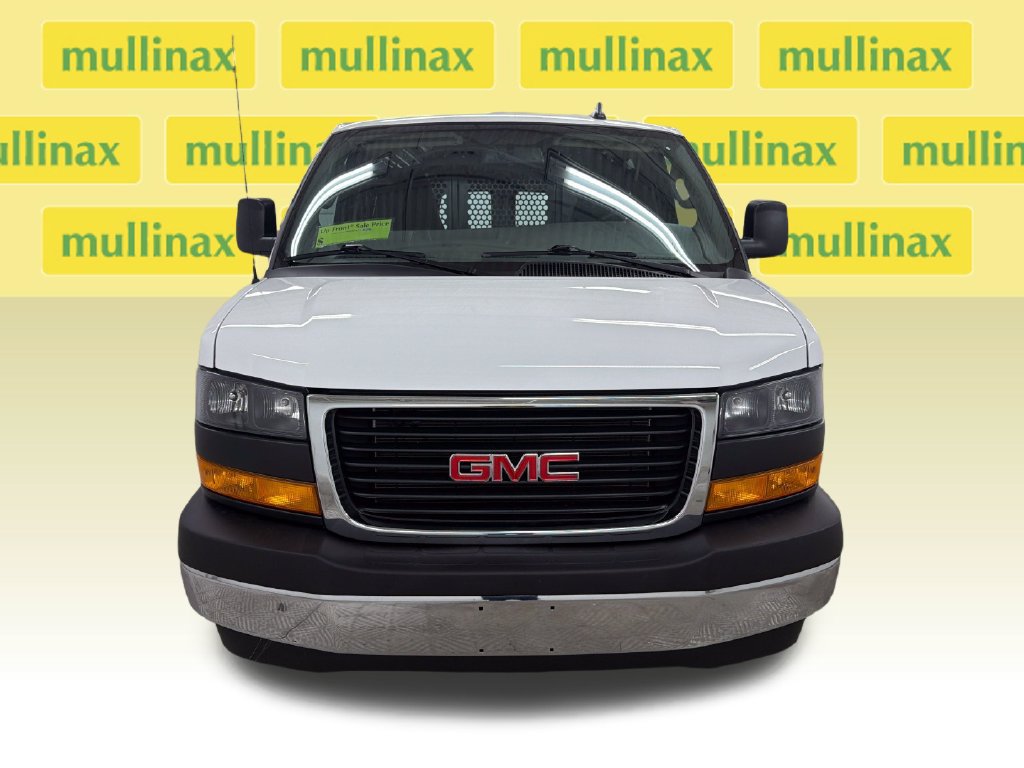 Used 2025 GMC Savana 2500 w/ Driver Convenience Package RWD image 15