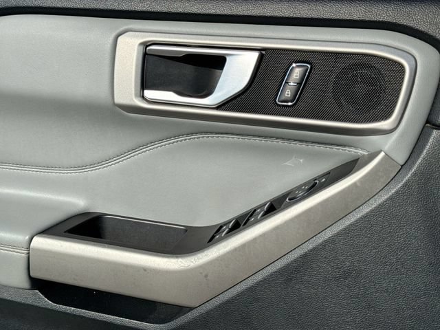 Certified 2023 Ford Explorer XLT w/ Equipment Group 202A RWD image 13