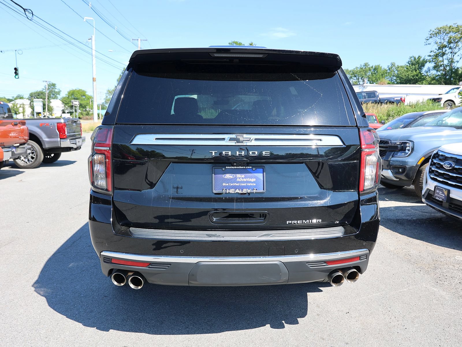 Used 2024 Chevrolet Tahoe Premier AWD/4WD image 6