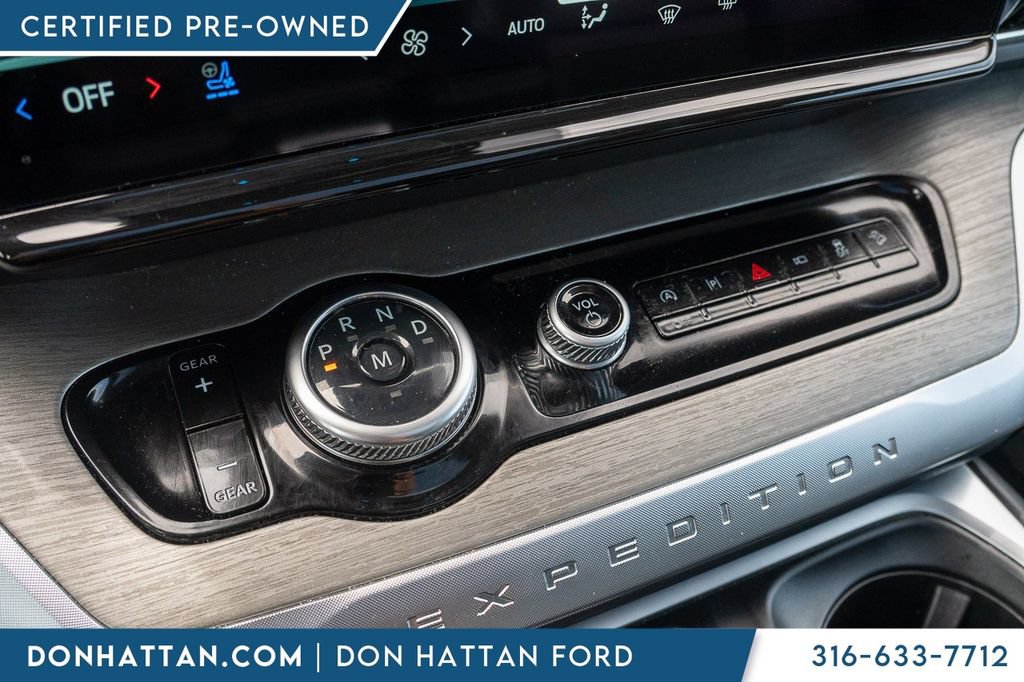 Certified 2025 Ford Expedition Platinum AWD/4WD image 9