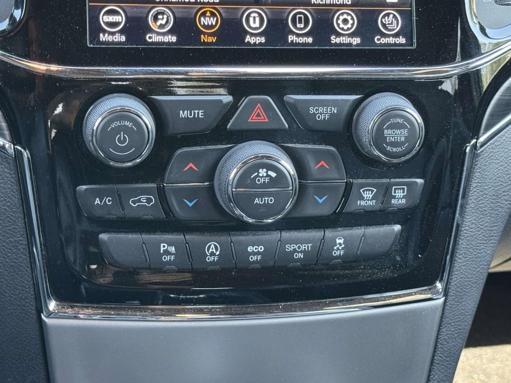 Used 2020 Jeep Grand Cherokee Limited AWD/4WD image 5