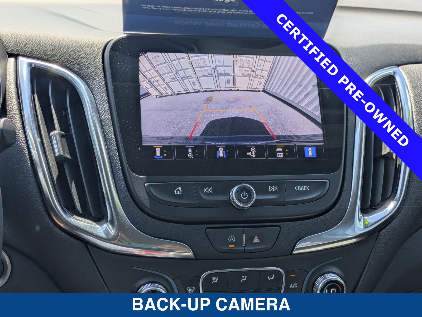 Used 2024 Chevrolet Equinox LT FWD image 32