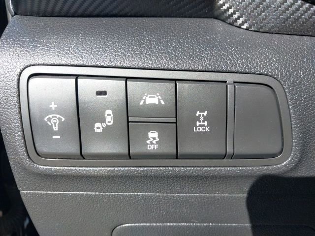 Used 2019 Hyundai Tucson Value AWD/4WD image 16