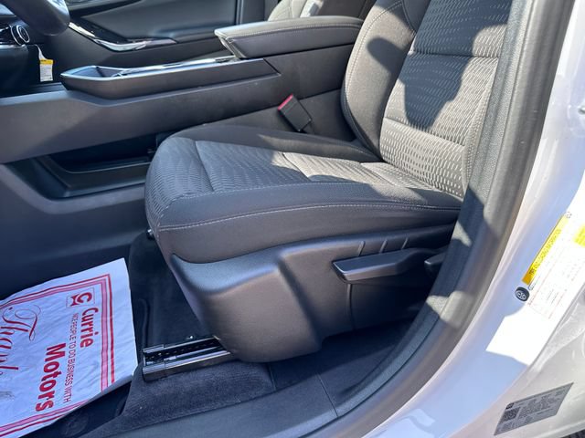 Used 2025 Chevrolet Equinox LT FWD image 12