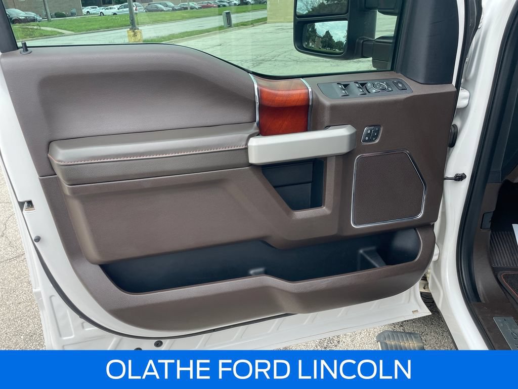 Certified 2019 Ford F250 King Ranch w/ King Ranch Ultimate Package AWD/4WD image 14