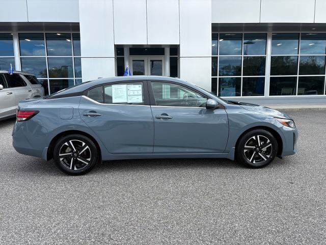 Used 2025 Nissan Sentra SV FWD image 2