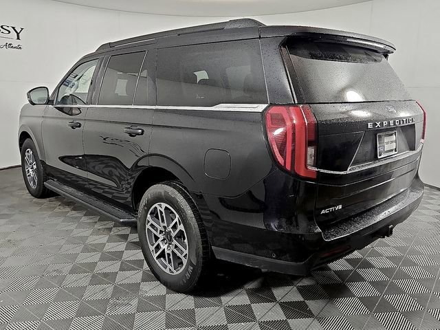 Certified 2025 Ford Expedition Active image 4