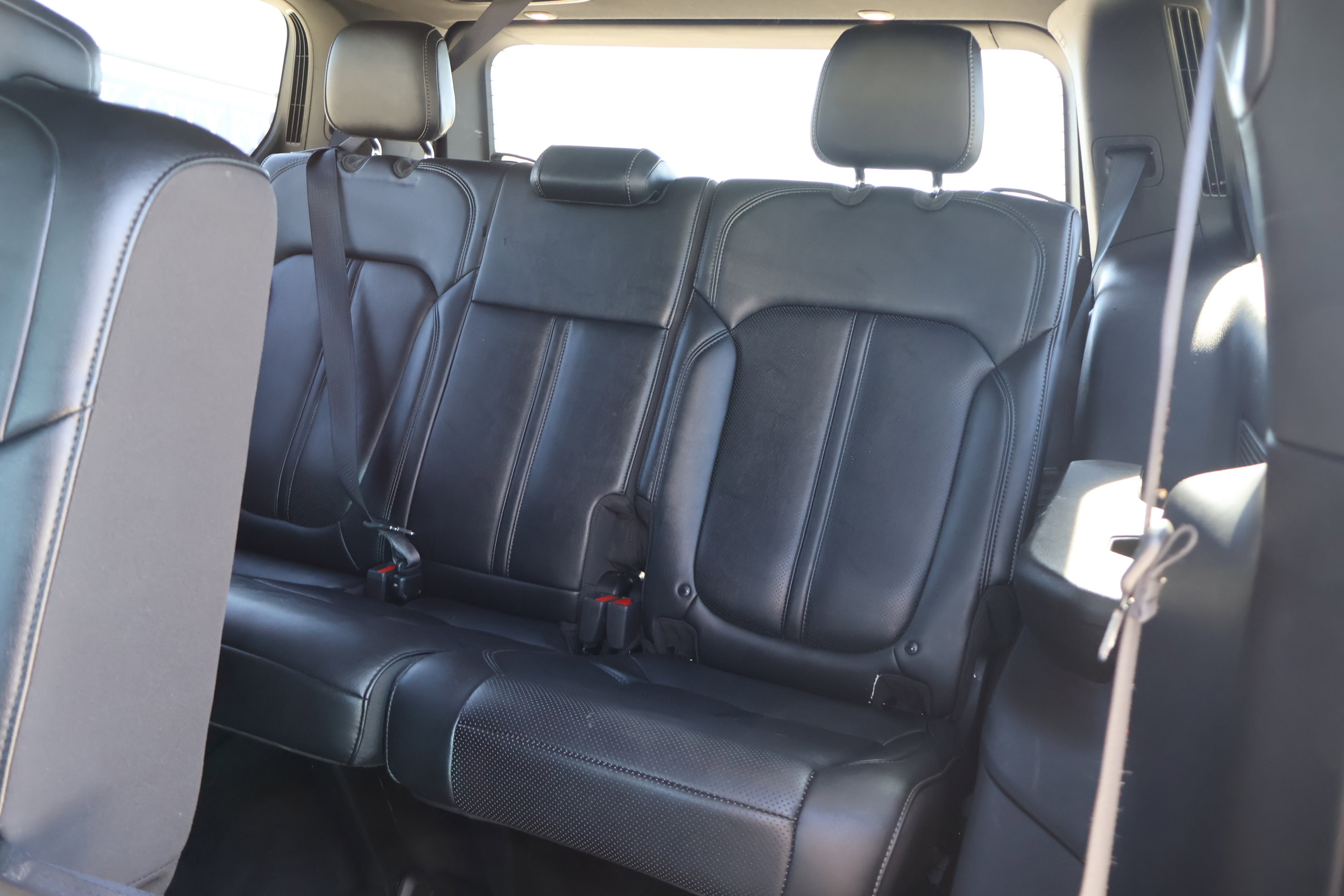 Used 2024 Jeep Wagoneer Series II w/ Flexible Seating Group image 34