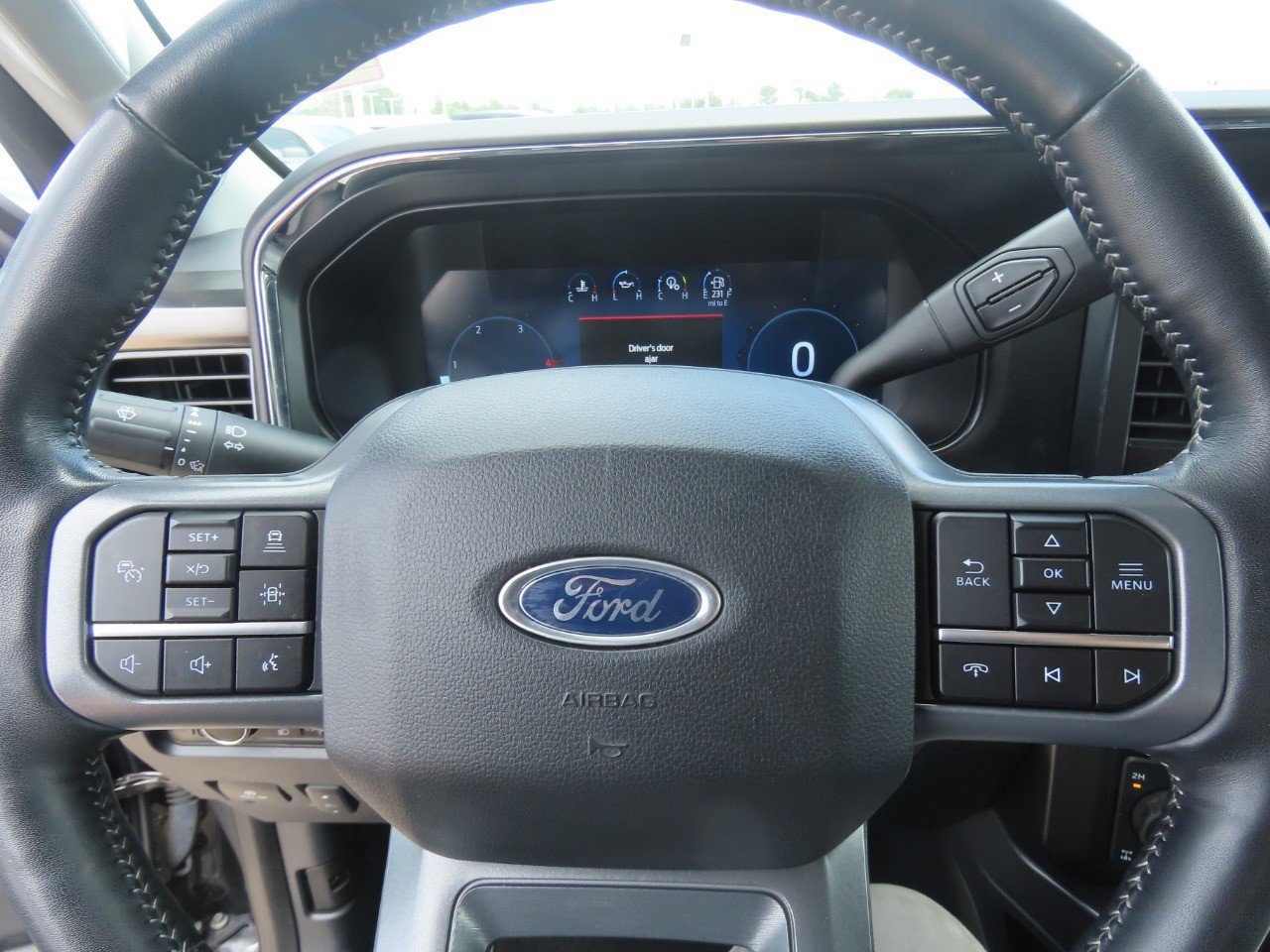 Certified 2024 Ford F250 Lariat w/ Lariat Ultimate Package AWD/4WD image 27