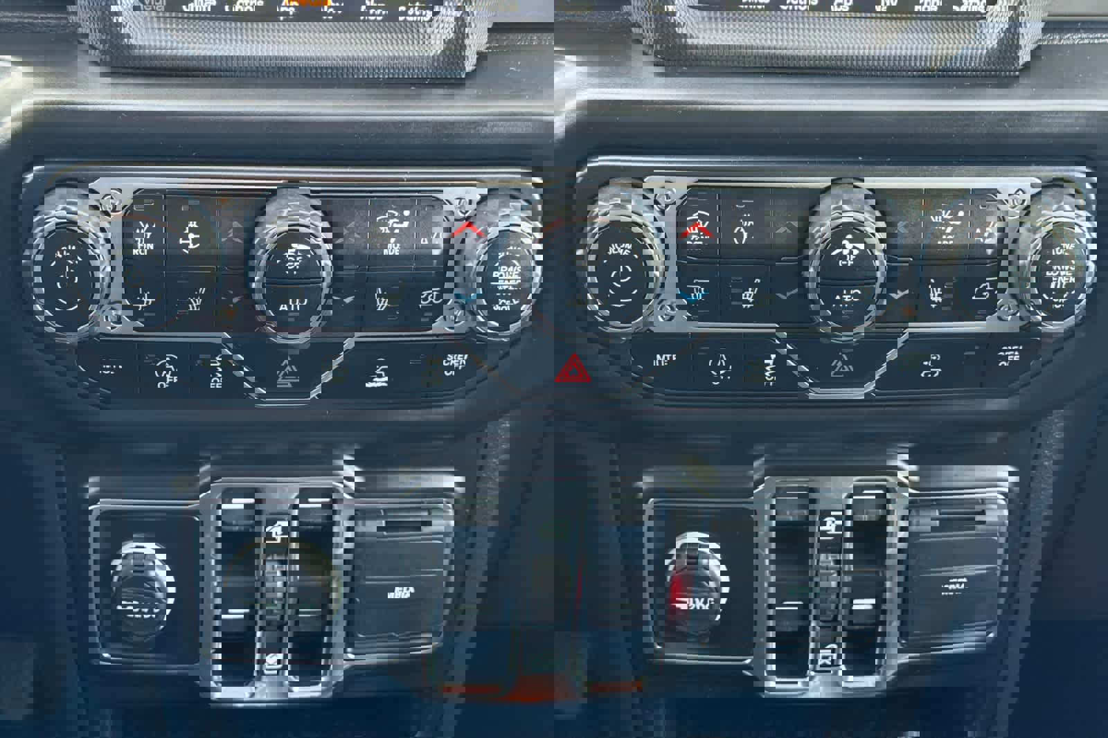 Used 2022 Jeep Wrangler Unlimited Sahara w/ Cold Weather Group image 21