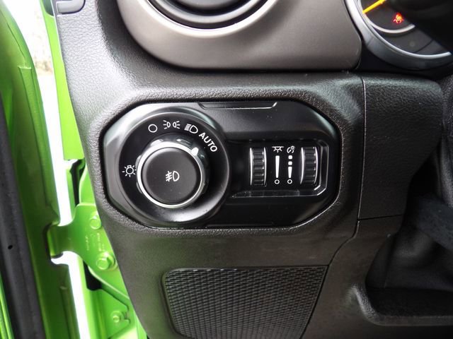 Used 2019 Jeep Wrangler Sport S image 27