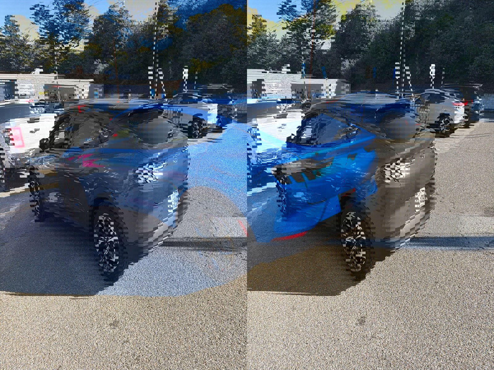 Certified 2025 Ford Mustang Mach-E Select image 8