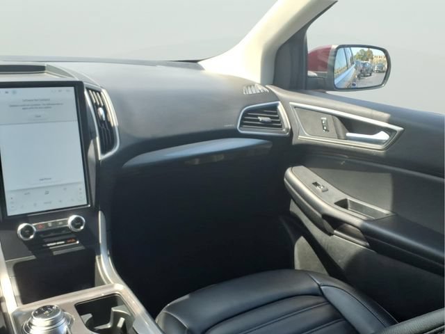 Certified 2024 Ford Edge SEL AWD/4WD image 13