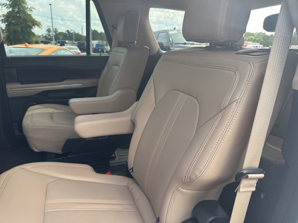 Certified 2024 Ford Expedition Limited RWD image 28