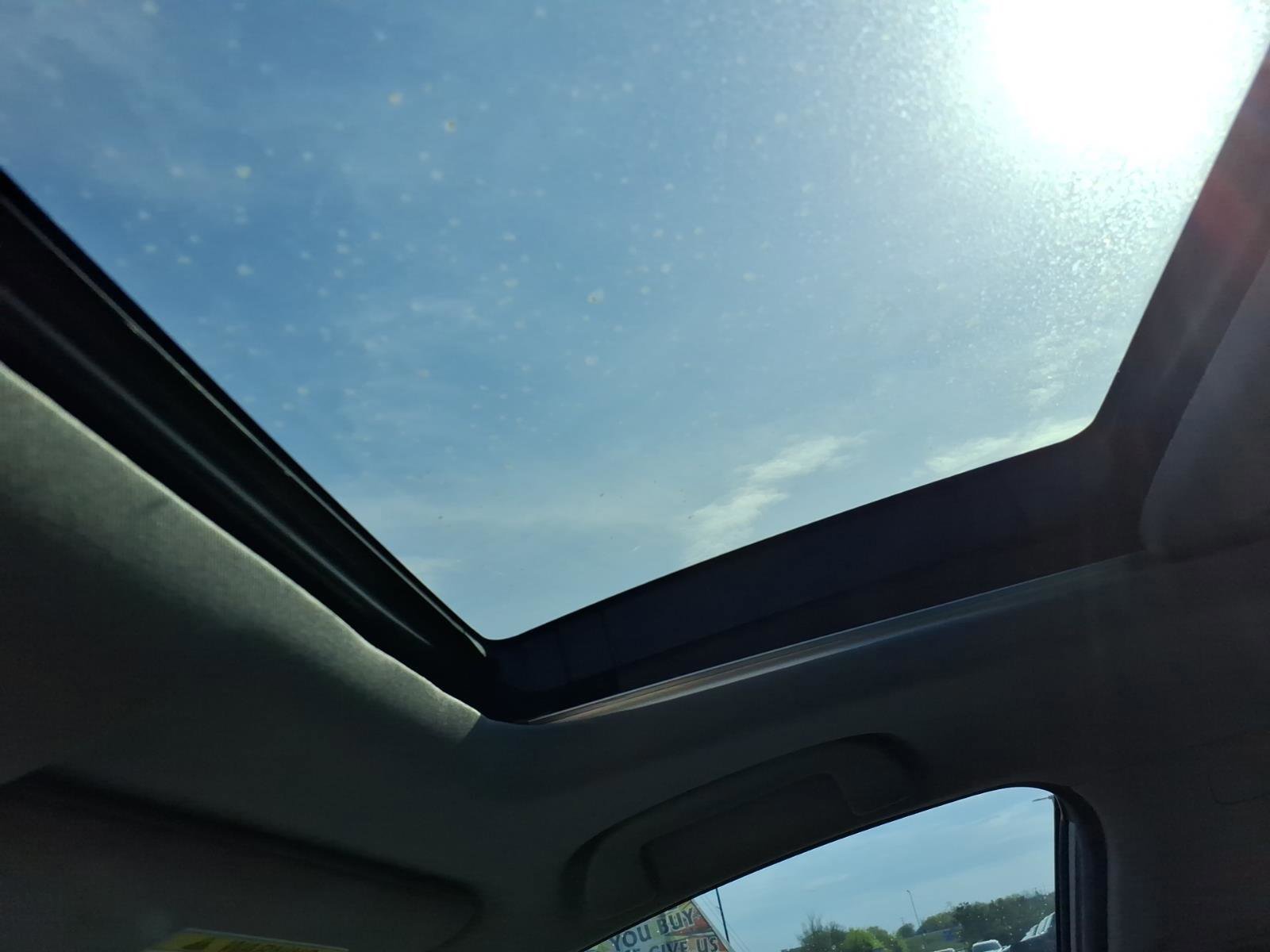 Used 2019 Honda Accord EX image 24